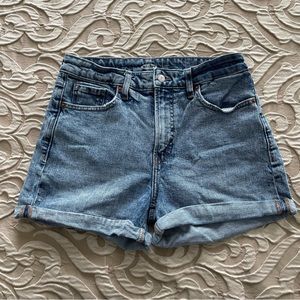 Old Navy High Rise OG Shorts
